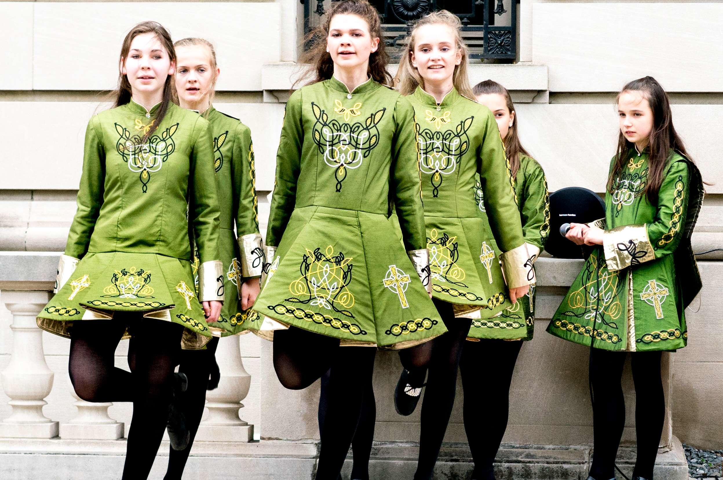 Quelles sont les particularités de la musique et de la danse irlandaise ?